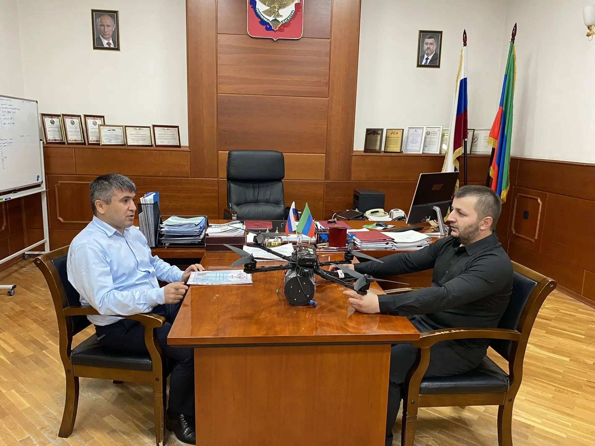 Магомед Курбанов встретился с участником СВО из Кужника