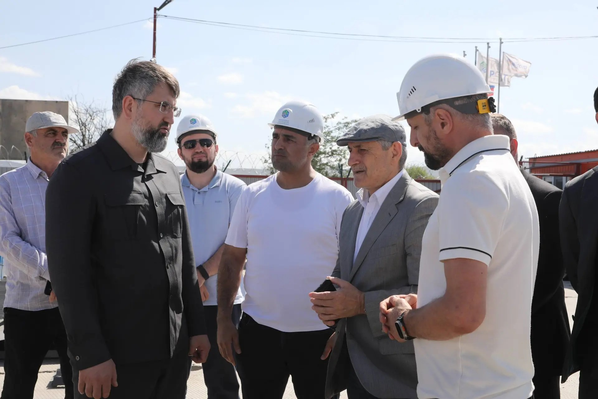 Магомед Рамазанов посетил стройку крупнейшего в СКФО ЦОД