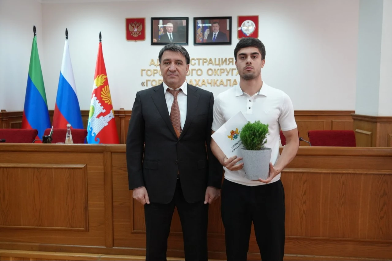 Махачкала закрыла очередь на землю для СВО