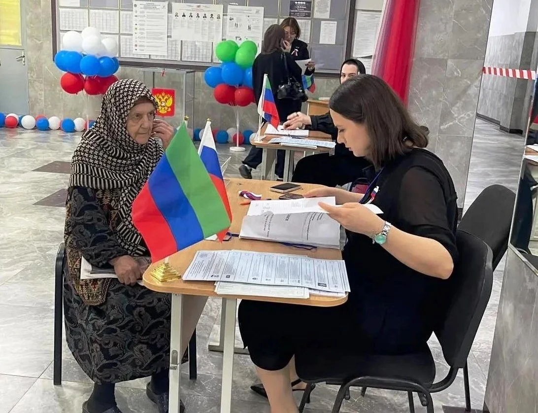Чета Терикбаевых проголосовала на выборах в Дагестане