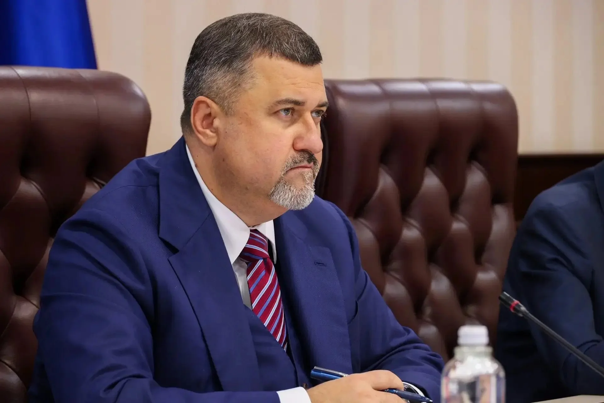 Фёдор Щукин потребовал убрать незаконные постройки у дорог