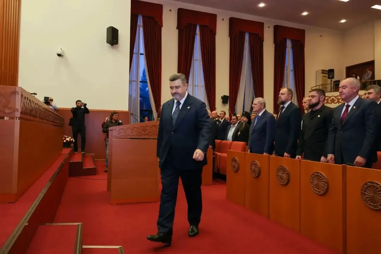 В Дагестане правительство сложило полномочия после избрания нового главы
