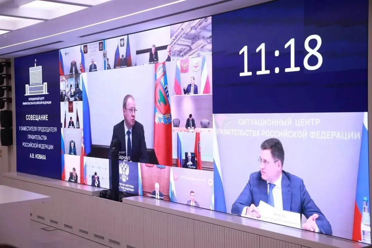 Магомед Рамазанов и Александр Новак обсудили топливный рынок