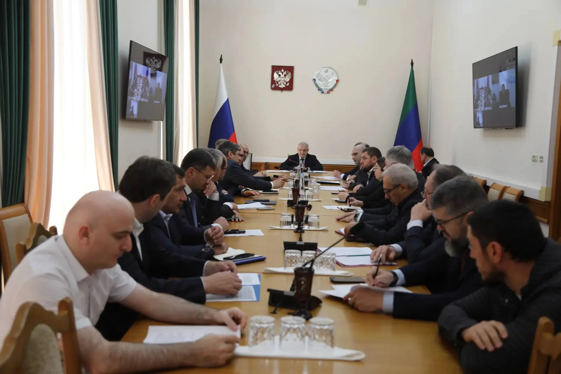 Дагестанские предприятия обеспечат стройки республики бетоном и металлом