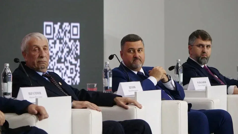 Глава Дагестана выступил на Форуме старейшин Юга России