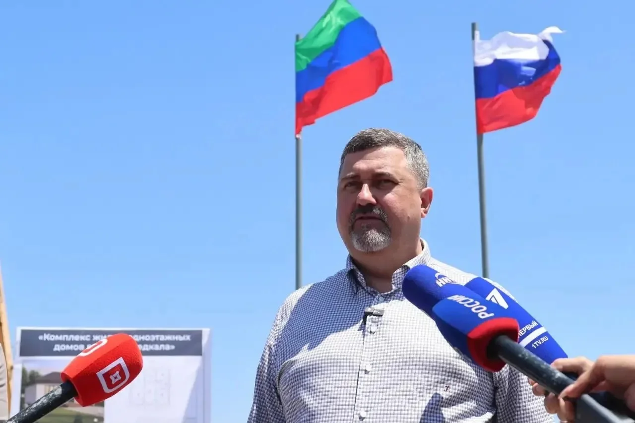 Президент поздравил врио главы Дагестана с юбилеем