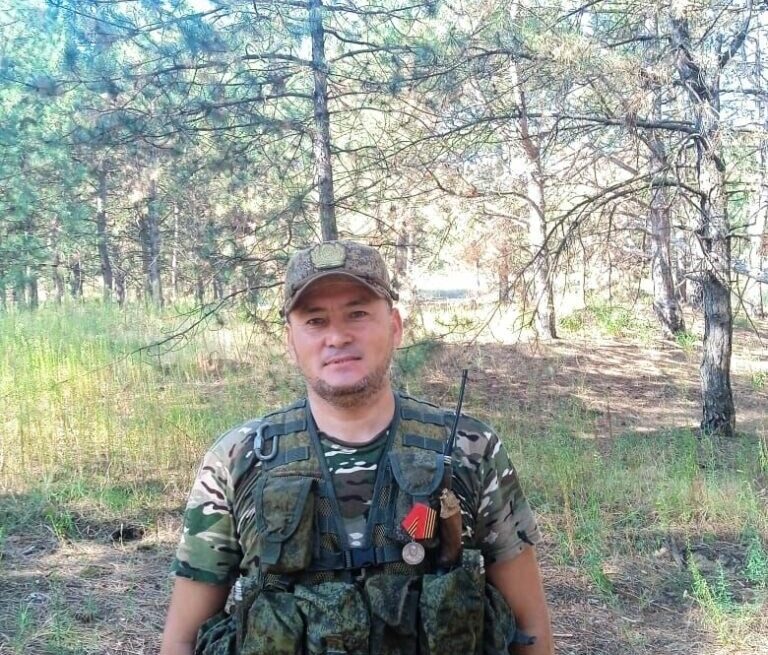 Награда нашла героя
