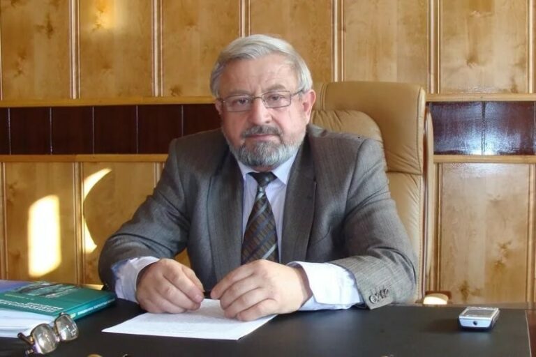 Ученый с мировым именем  и поэт