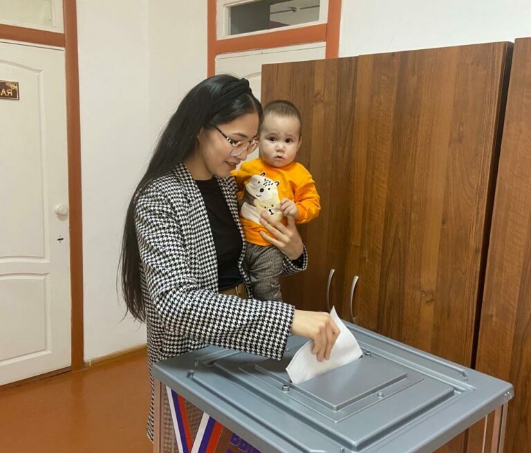 Карина Болатова:«Голосуя впервые, чувствуешь себя настоящим гражданином страны»