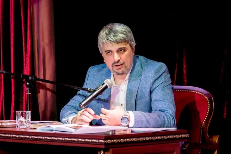 Главный редактор республиканских литературных журналов «Соколёнок» и «Литературный Дагестан» Мурад Ахмедов принял участие в съёмках документального проекта «Российский Кавказ