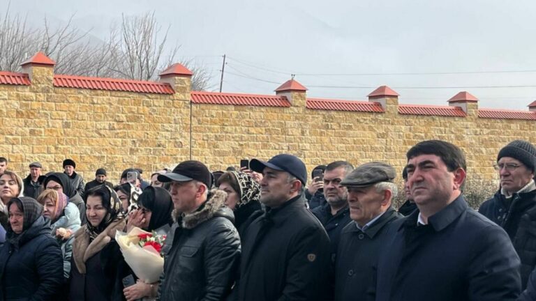 В селении Луткун увековечили память Героя России Магомедали Магомеджанова