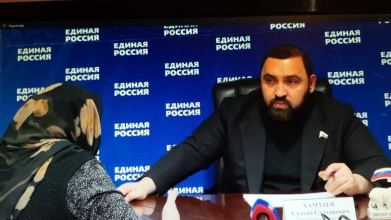 Султан Хамзаев провел очередной прием граждан в Махачкале