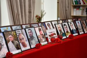 Государственные награды вручили семьям героев СВО в Каспийске