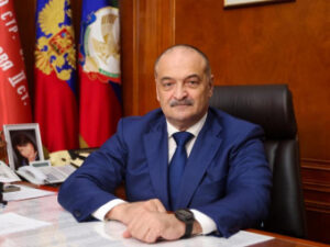 Сергей Меликов поздравил дагестанцев с Днем народного единства