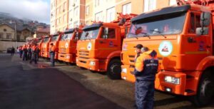 Парк мусоровозов Махачкалы пополнился новой спецтехникой
