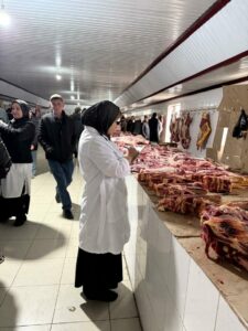 Безопасность сельхозпродукции на ярмарке Дагестана подтверждена лабораторно