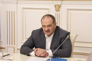 Сергей Меликов провел совещание по будущему «Динамо Махачкала»
