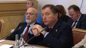 Законодатели России обсудили защиту исторической правды на семинаре в «Манеже»