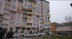 Незаконный забор в Махачкале уступил место новому скверу