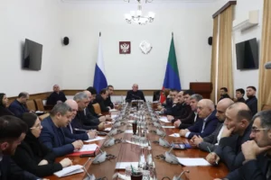 В Дагестане под руководством премьер-министра прошло оперативное совещание
