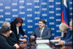 Джамаладин Гасанов провел прием граждан в общественной приемной партии