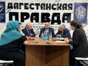 В «Дагестанской правде» обсудили будущее родных языков в цифровую эпоху