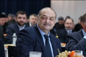 Сергей Меликов поздравил мусульман с Рамаданом и посетил первый ифтар