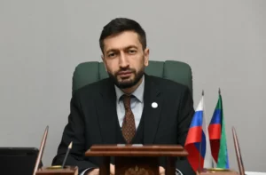 Арсен Юсупов поздравил дагестанцев с Днём защитника Отечества