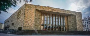 Большая сцена Русского театра закрывается на двухлетнюю реконструкцию
