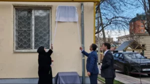 В Махачкале открыли мемориальные плиты четырём погибшим участникам СВО