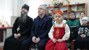 Левицкий и архиепископ Варлаам в гостях у воскресной школы «Преображение» 