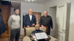 95-летний ветеран из Сергокалинского района получил поздравления от главы