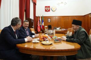 Фёдор Щукин: муфтият Дагестана вносит большой вклад в укрепление мира