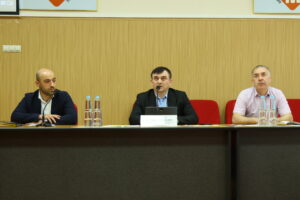 Джабраил Джабраилов провёл совещание по оформлению протоколов о нелегальной занятости