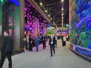 Второй день ПМЭФ-2026 начался с подписания соглашений и переговоров