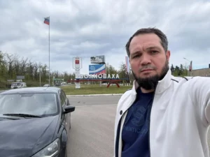 Уролог Камиль Омаров провёл операцию в Волновахе в составе командировки