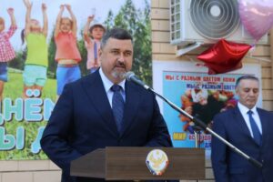 Врио главы Дагестана поблагодарил врачей за заботу о детях