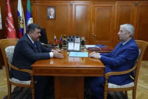 Врио главы Дагестана обсудил вопросы со старейшинами