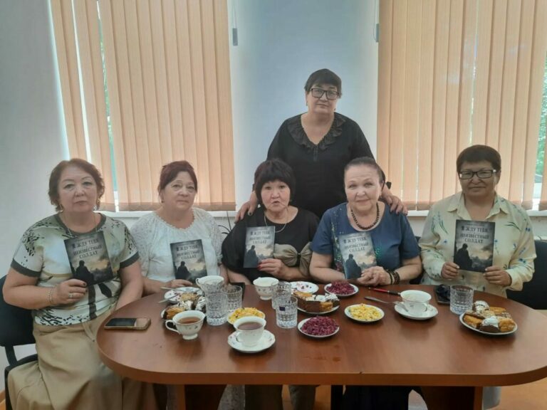 Поэму Гульфиры Бекмуратовой «Я жду тебя, Неизвестный солдат» презентовали в Махачкале