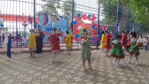 Ветеранам спорта Ногайского района вручили грамоты на открытии волейбольной площадки