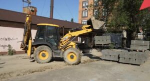 Расул Загидов: двор на 5,8 тыс. кв. метров в Махачкале приведут в порядок до конца года