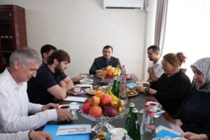 13 семей сотрудников ФНС Дагестана получили помощь от коллег