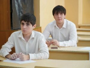 Более 850 дагестанских девятиклассников сдали ОГЭ в резервный день